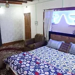 Wani Guest House