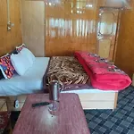 Roseland Cottage , Gulmarg