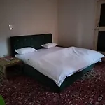 Elizabeth Paying Guest House Tangmarg Gulmarg