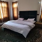 Elizabeth Paying Guest House Tangmarg Gulmarg