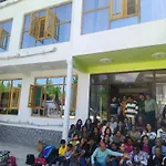 Gulmarg Gs Residency Hotel