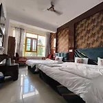 Gulmarg Gs Residency Hotel