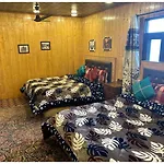 New Kashmir Inn, Gulmarg