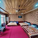 Kashmir Homestay