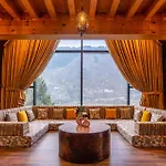 Stayvista At Frozen Fall - Tangmarg With Breakfast Included