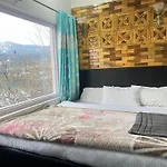 New Kashmir Inn