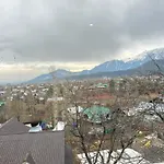 New Kashmir Inn