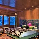 Hotel Highlands Park