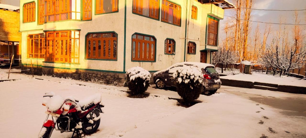 Guest house Gulsitara Gulmarg