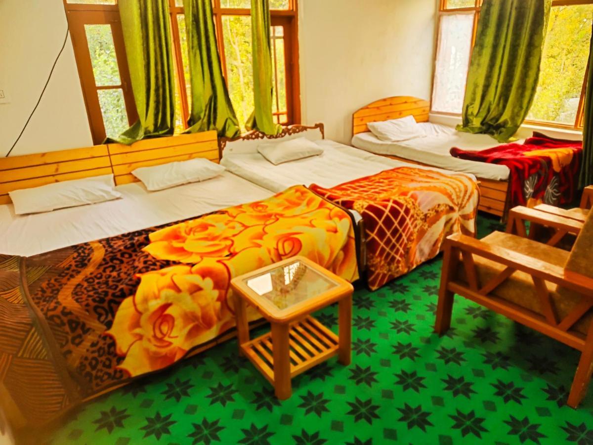 Gulsitara Guest house Gulmarg