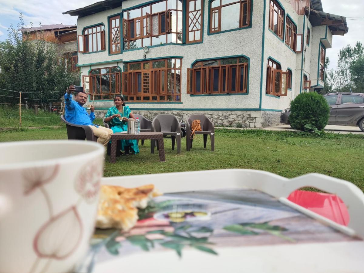 Guest house Gulsitara *