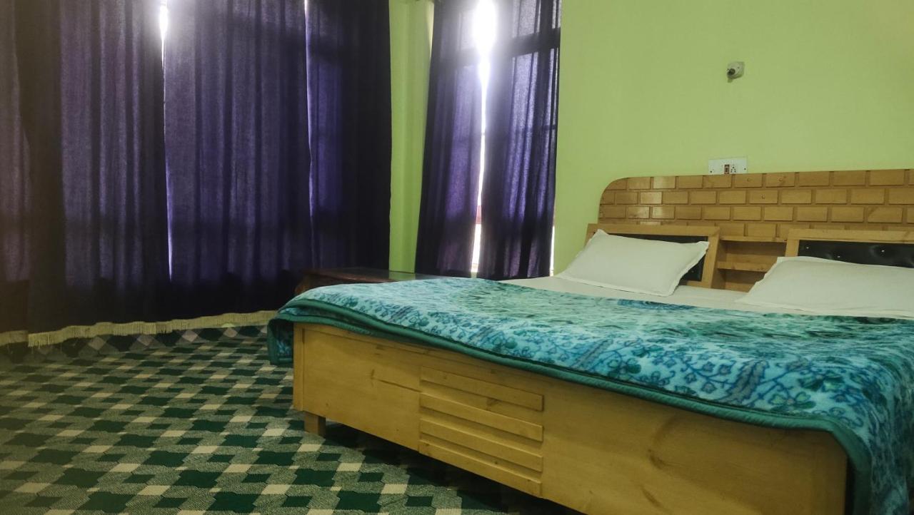 Guest house Gulsitara *