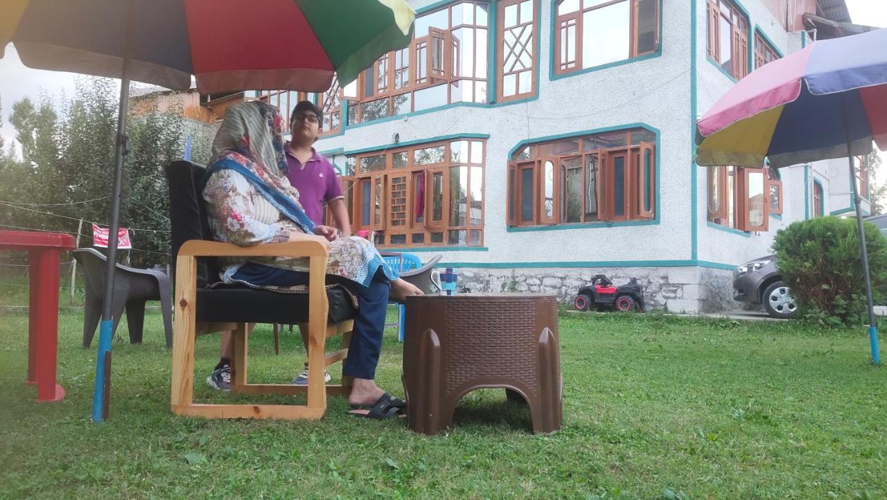 Gulsitara Guest house Gulmarg