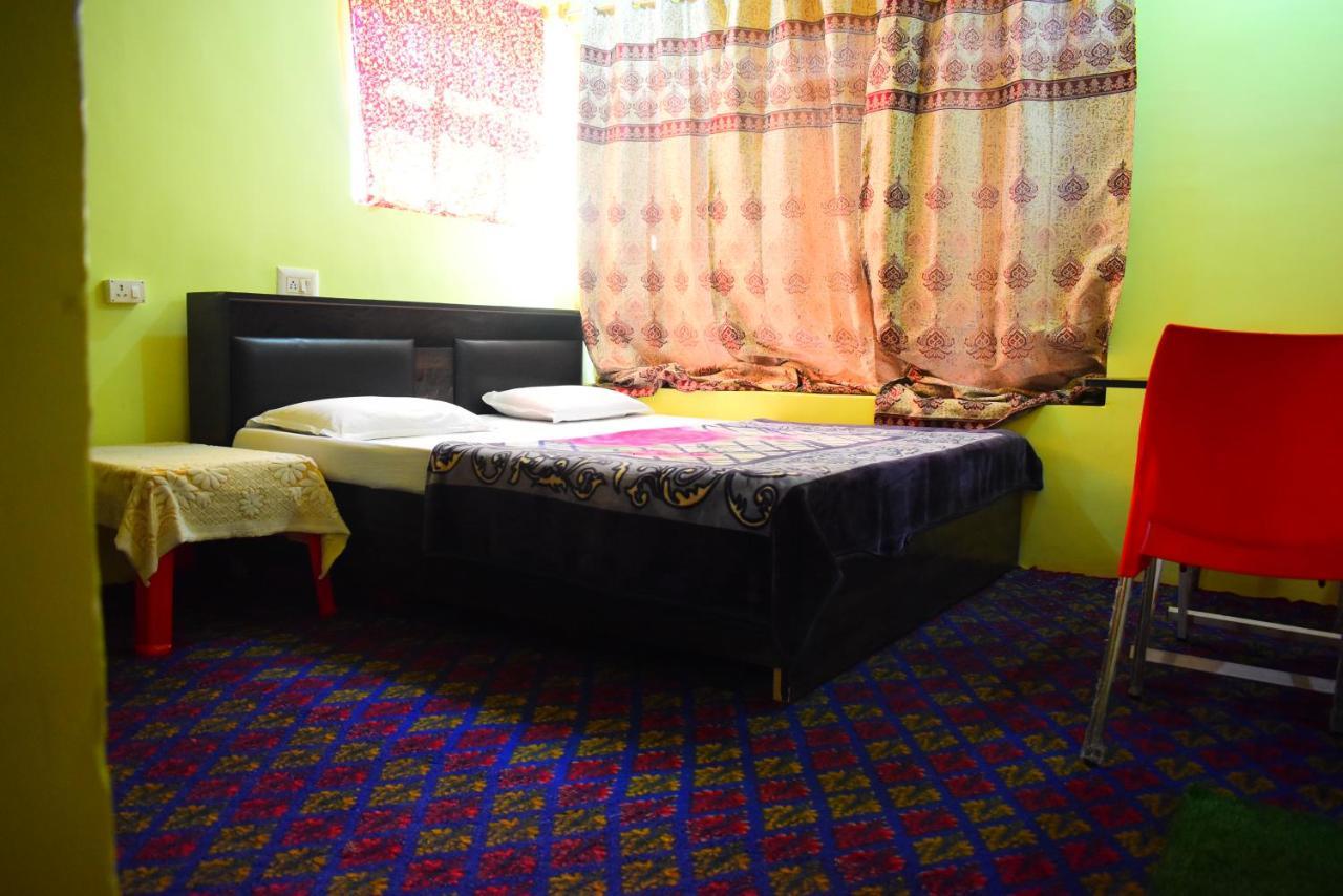 Gulsitara Guest house *