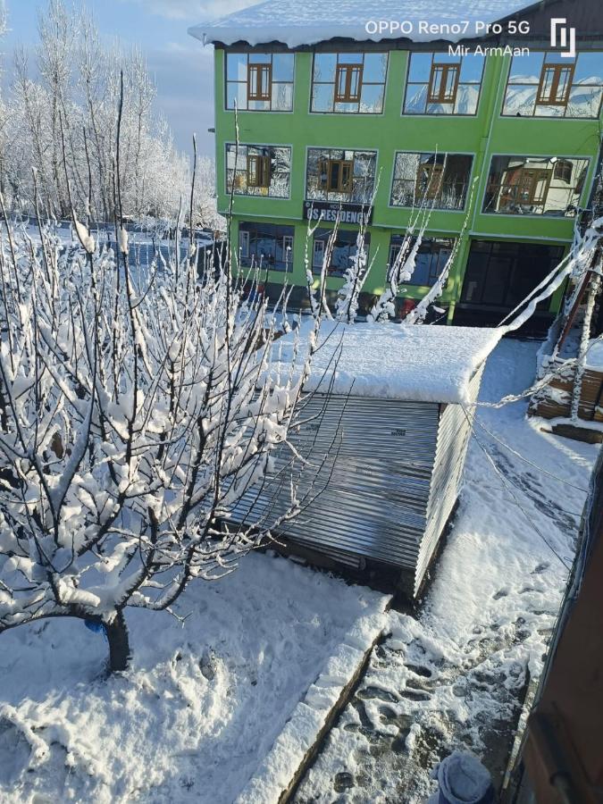 Residency, Kunzer Gulmarg