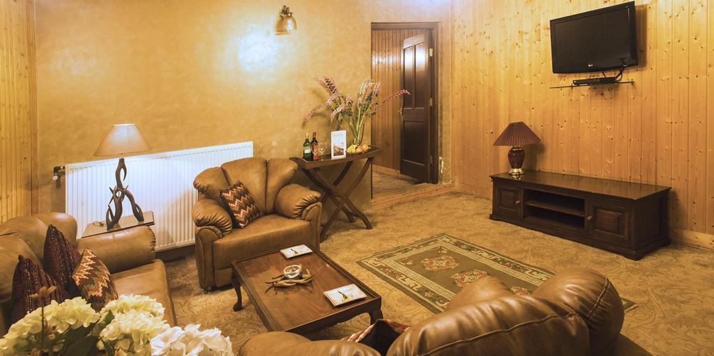 Lodge Nedous