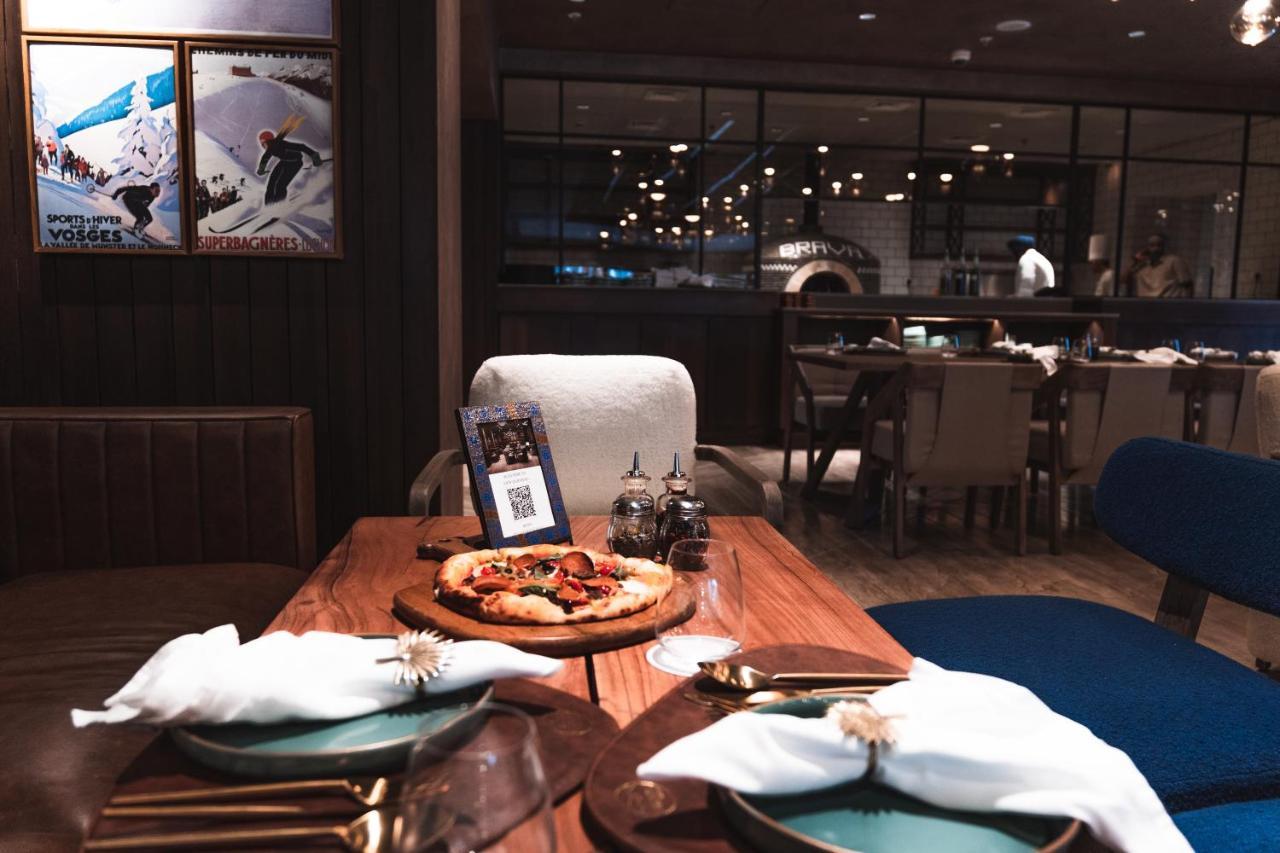 The Khyber Himalayan & 5* Gulmarg