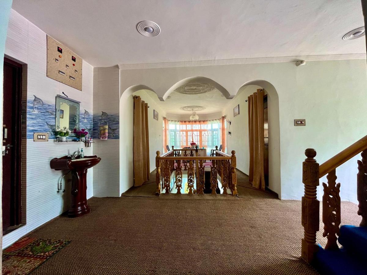 Everest Guest house