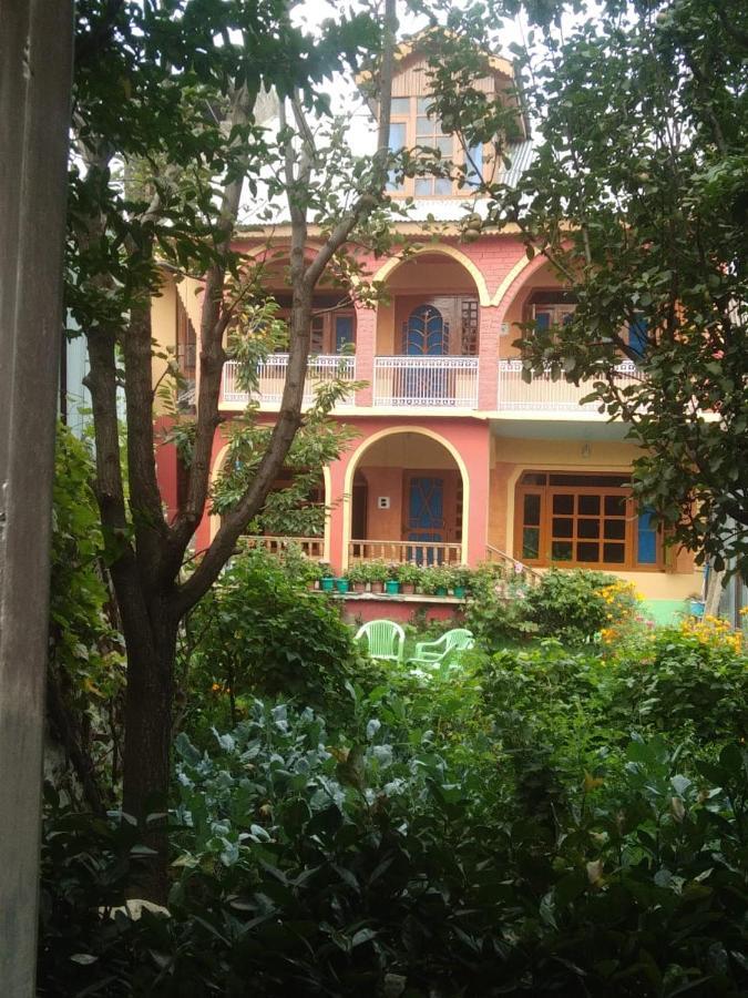 Guest house Wani Gulmarg