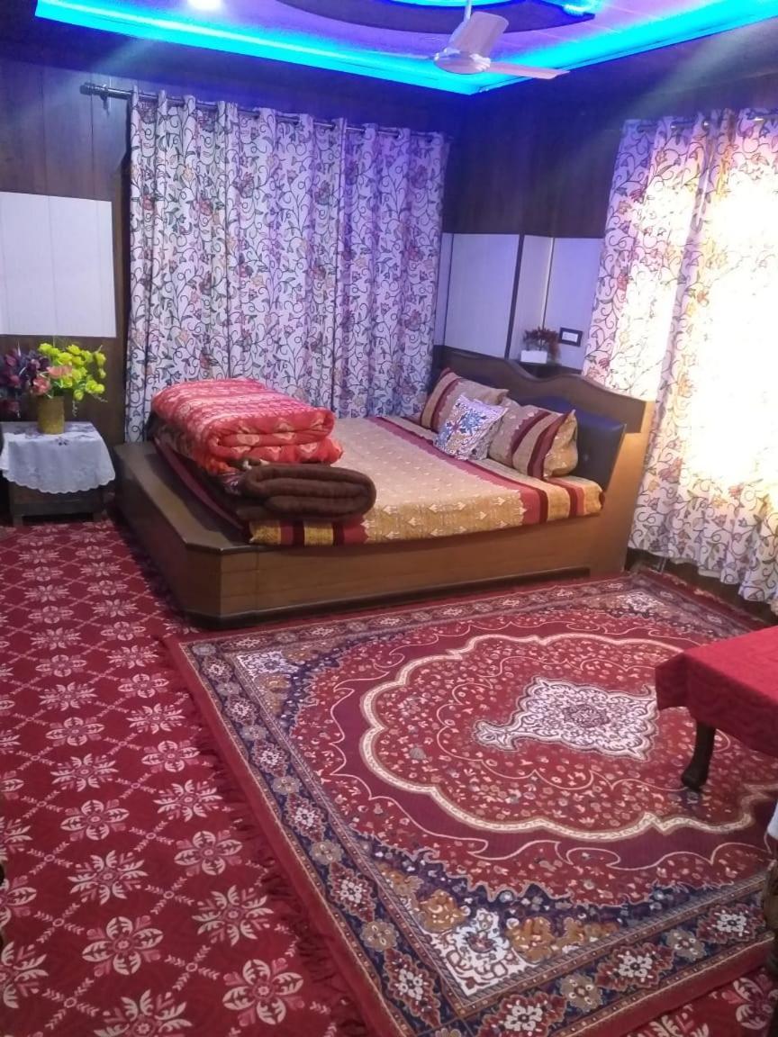 Wani Guest house