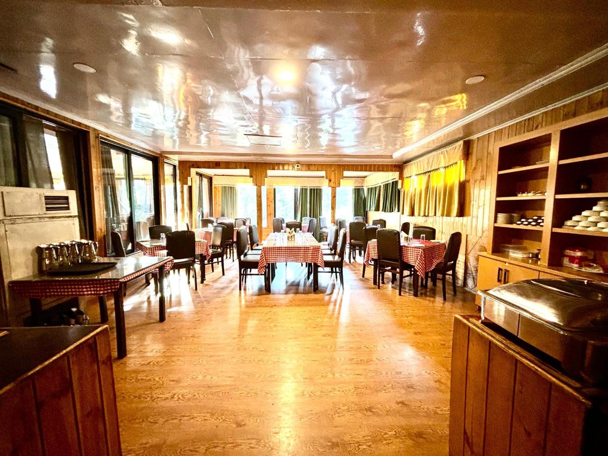 The Pine Palace Hotel