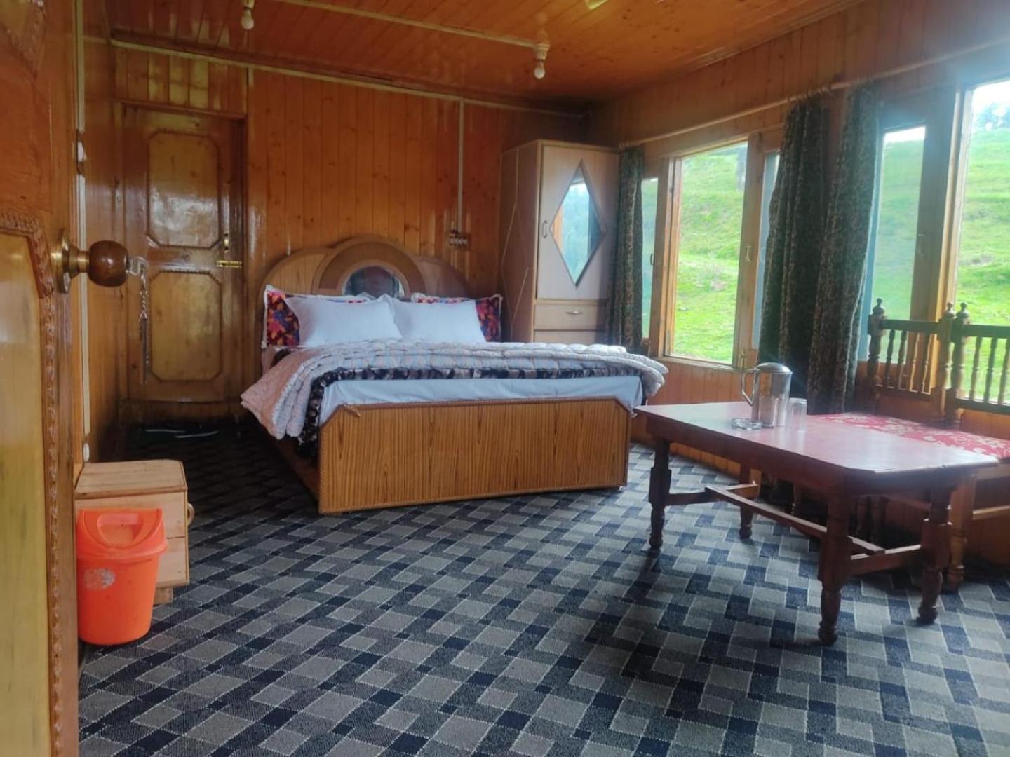 Roseland , 4* Gulmarg