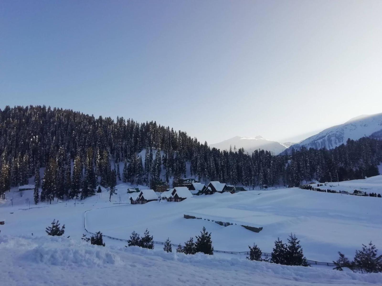 The Palace Guest house Gulmarg