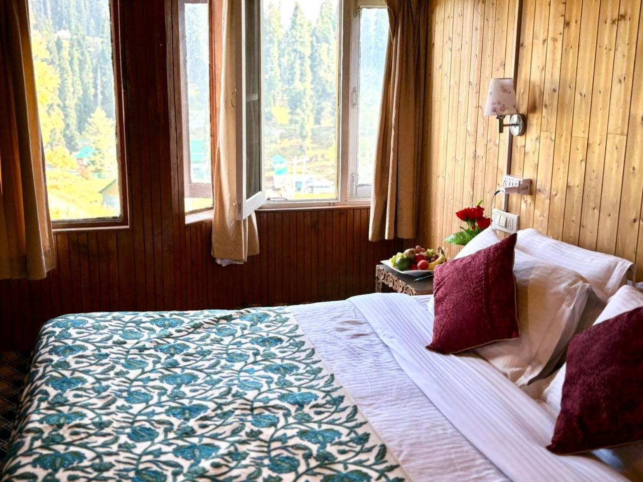 The Pine Palace Hotel