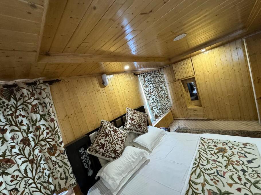 Villa Winter Wonderland 2bhk Gulmarg