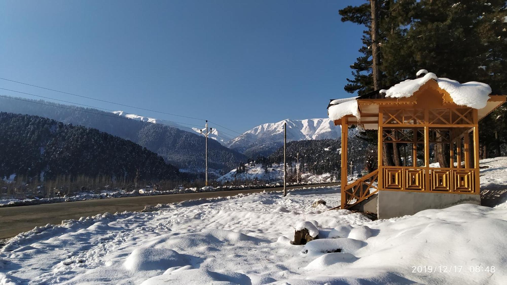 Guest house Everest *