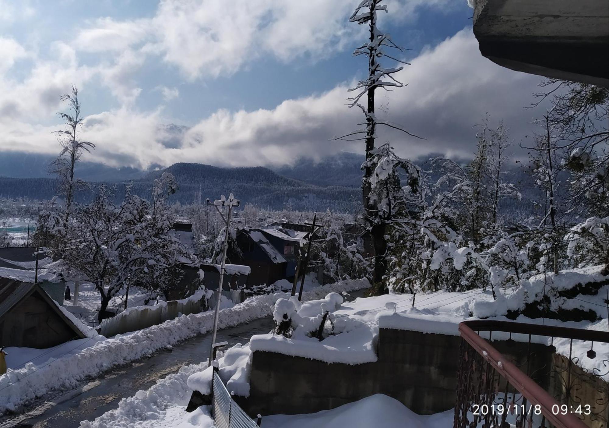 Everest Guest house