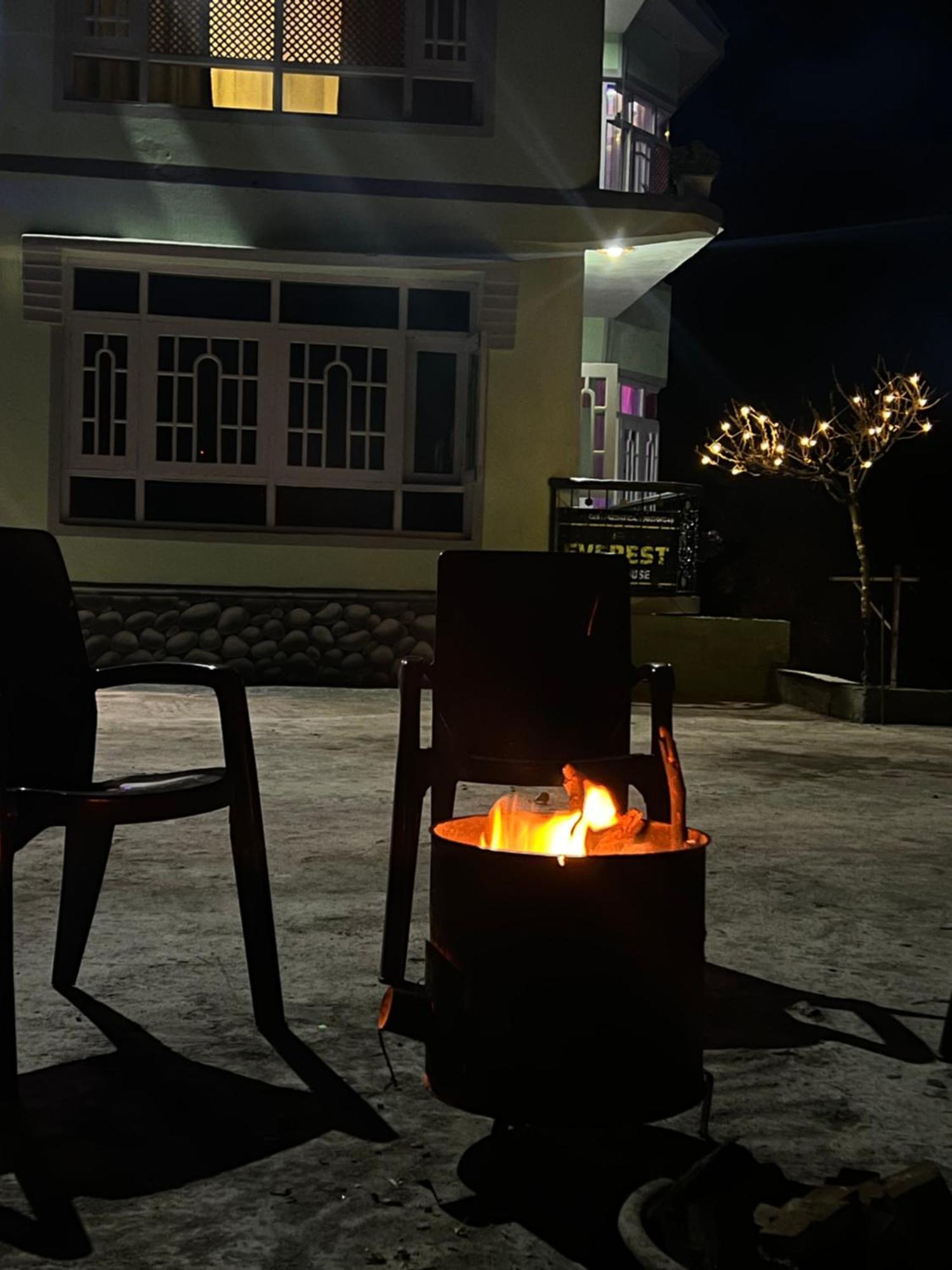Everest Guest house