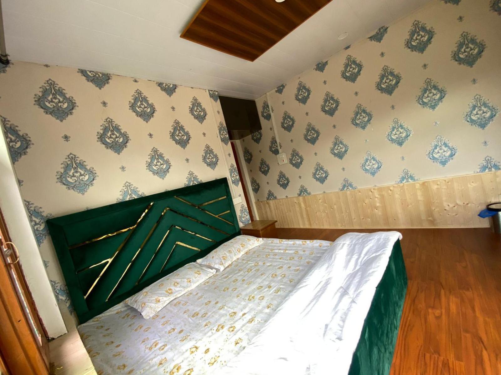 Homestay Sheen *