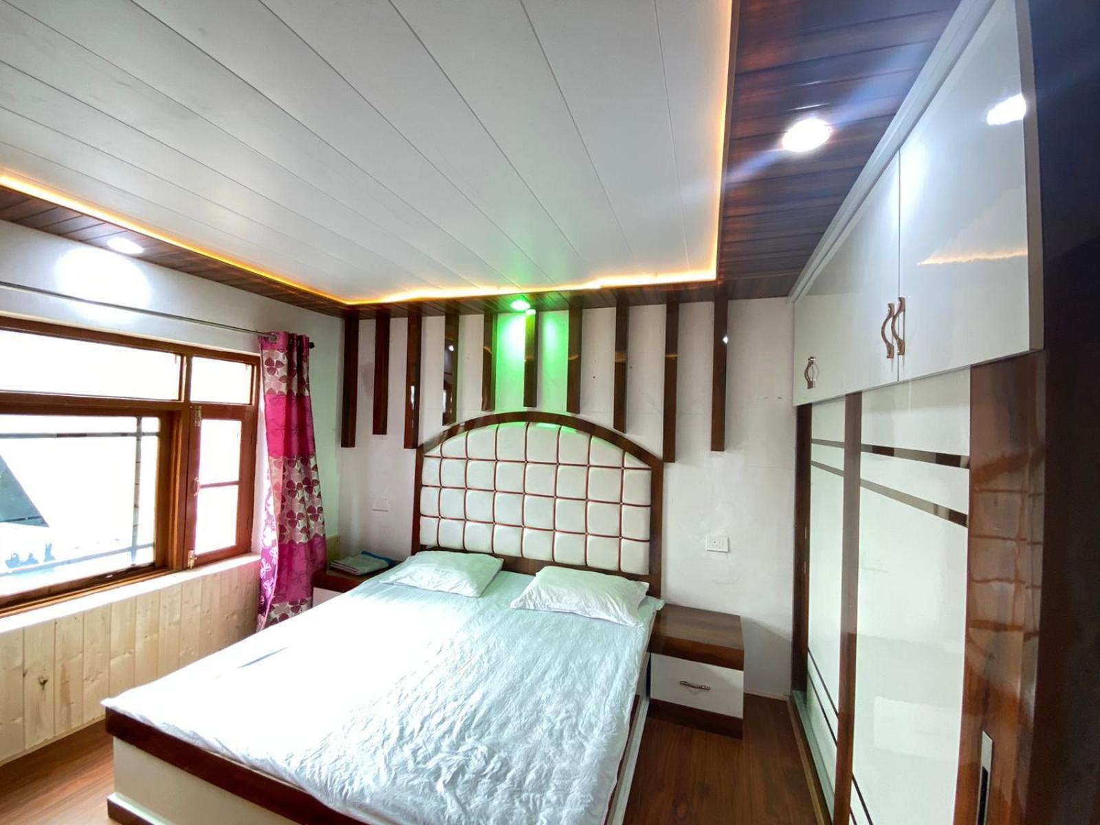Sheen Gulmarg