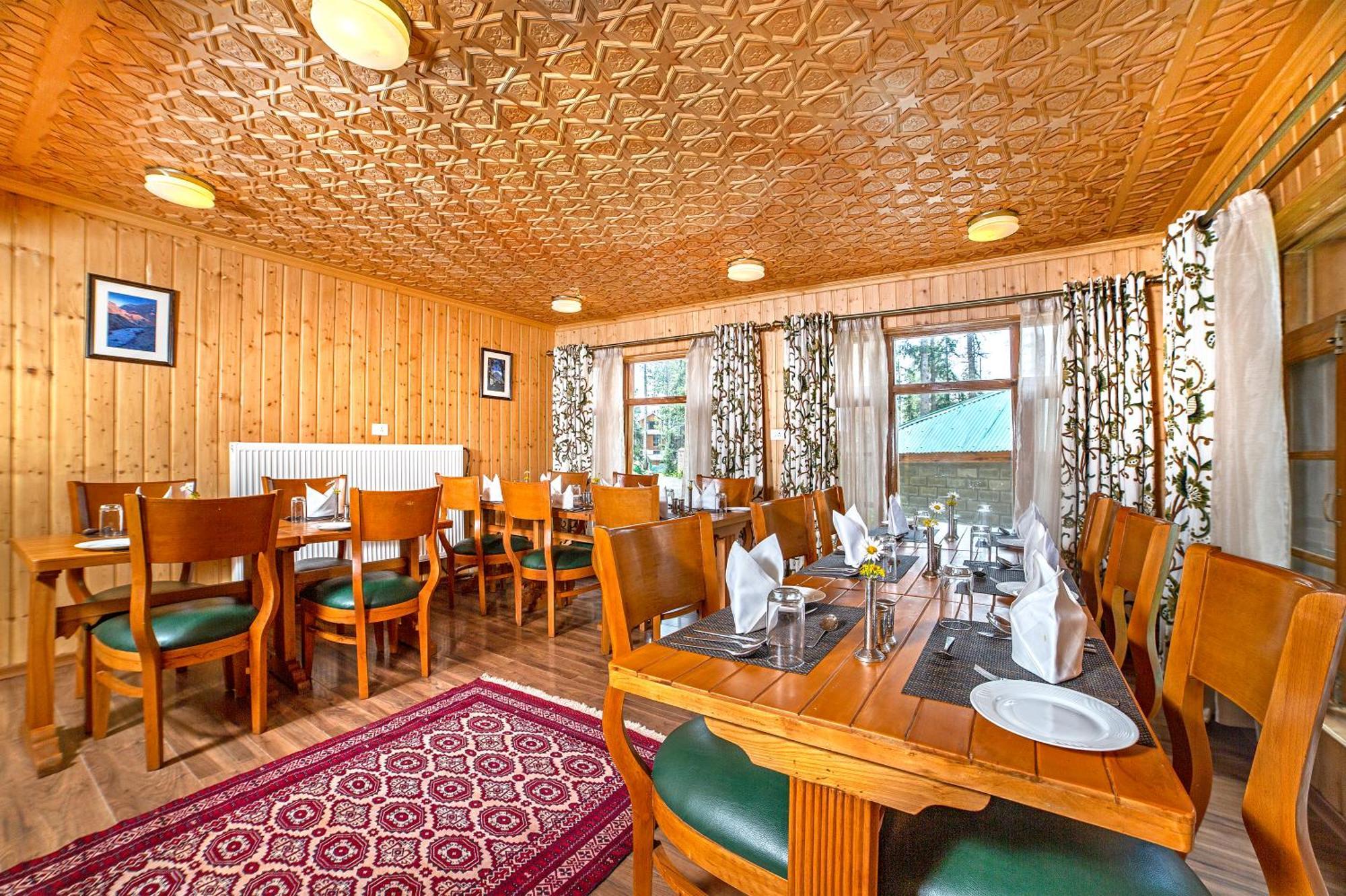 Hotel Shaw By Pattern Gulmarg