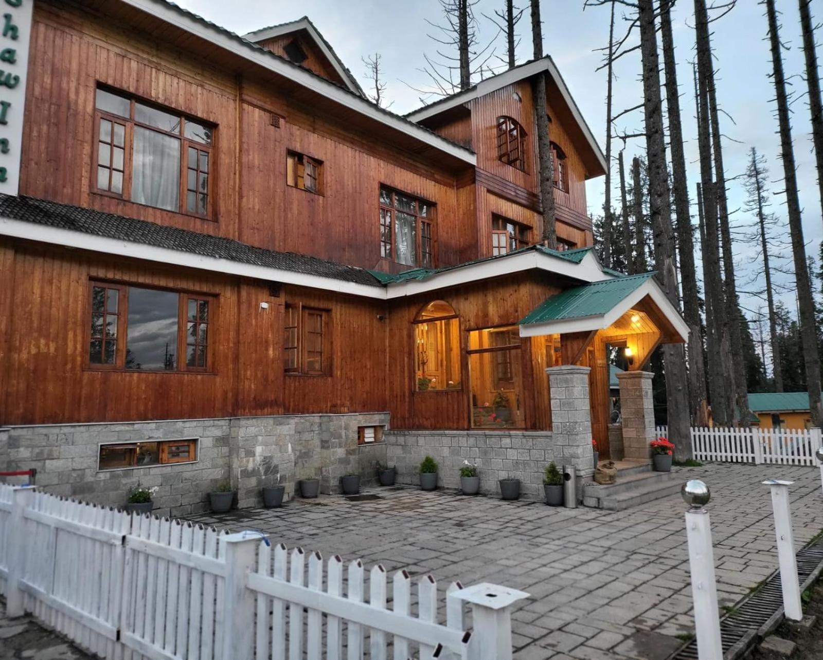 Shaw By Pattern Hotel Gulmarg