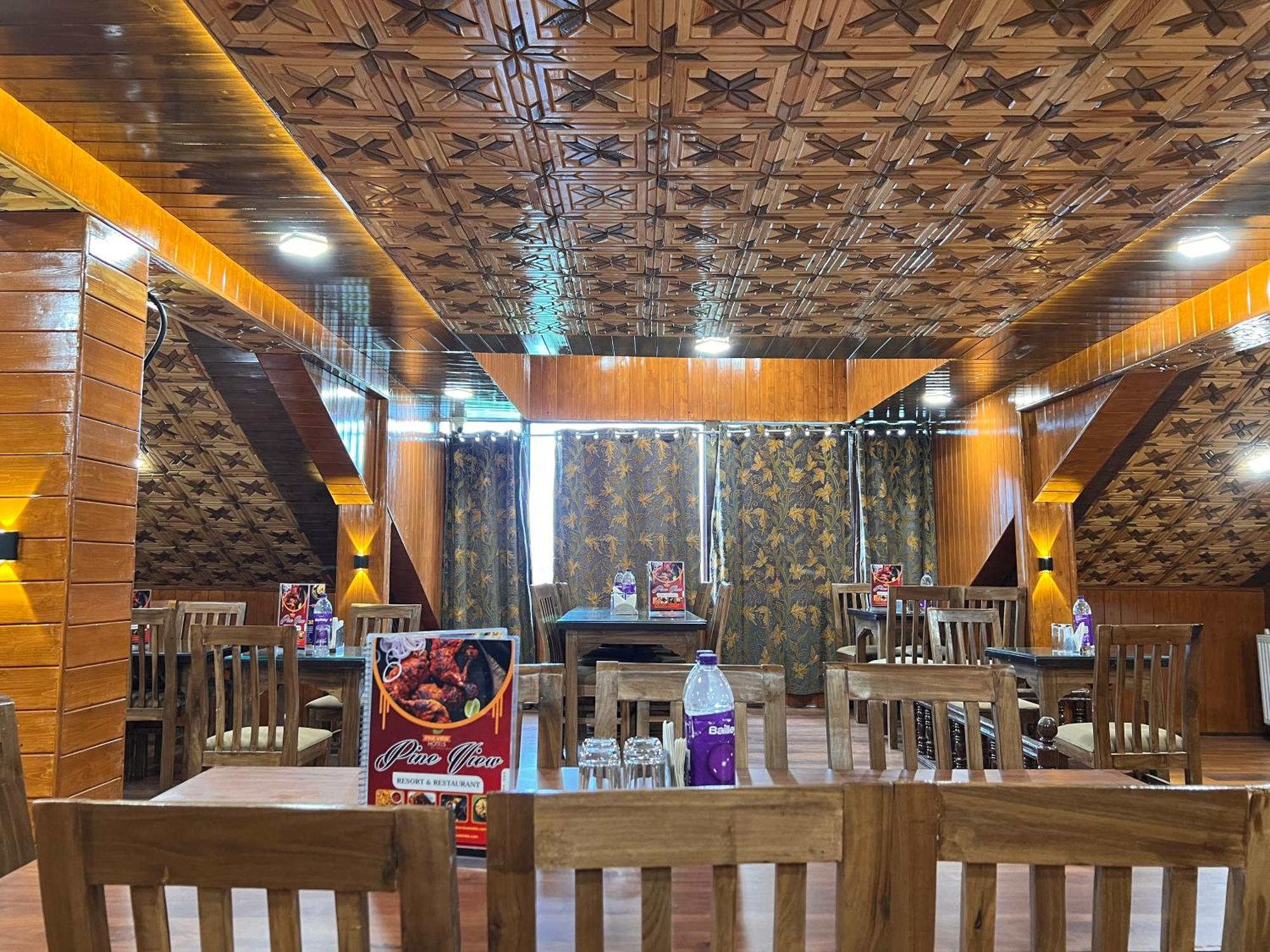 Pine View Resort 2*