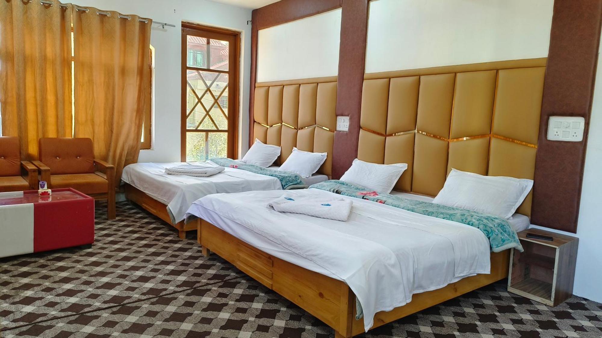 Hotel Gulsitara Resorts-gulmarg