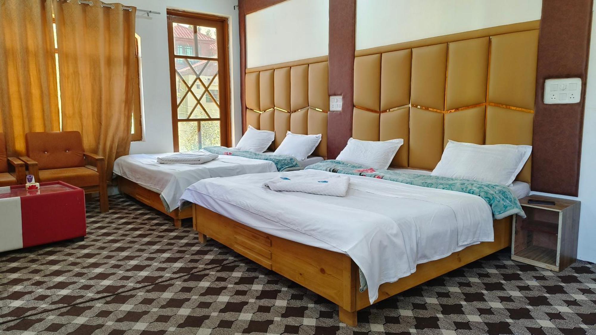 Hotel Gulsitara Resorts-gulmarg Gulmarg