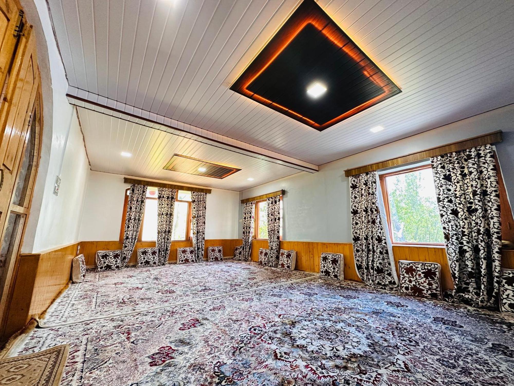 Sheen Gulmarg