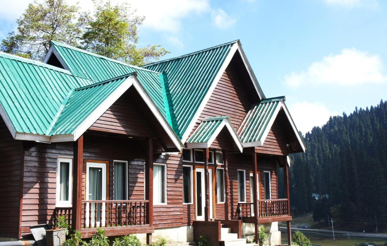 Woods By Pattern Hotel Gulmarg