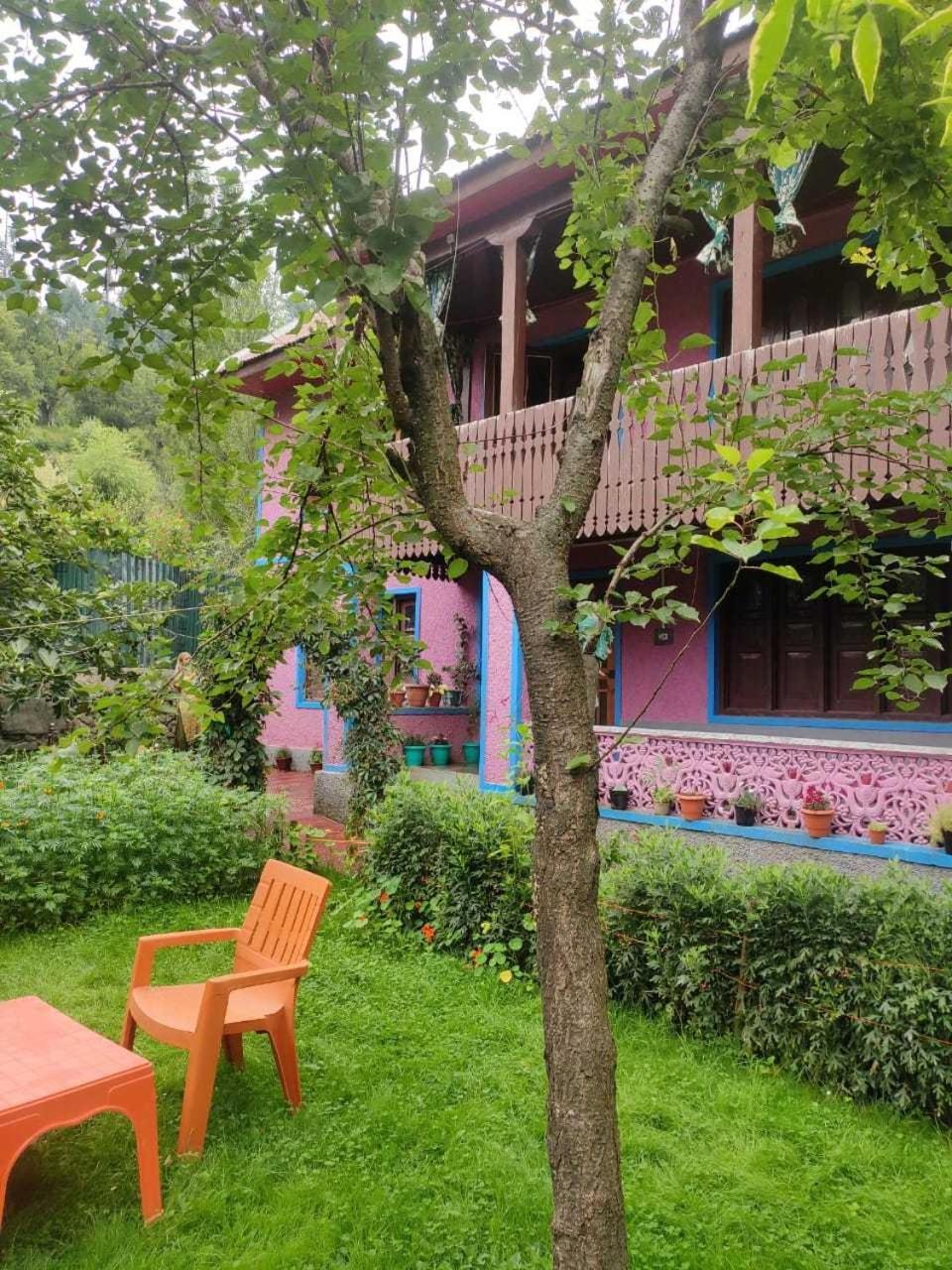 O Muzamil Apartment *