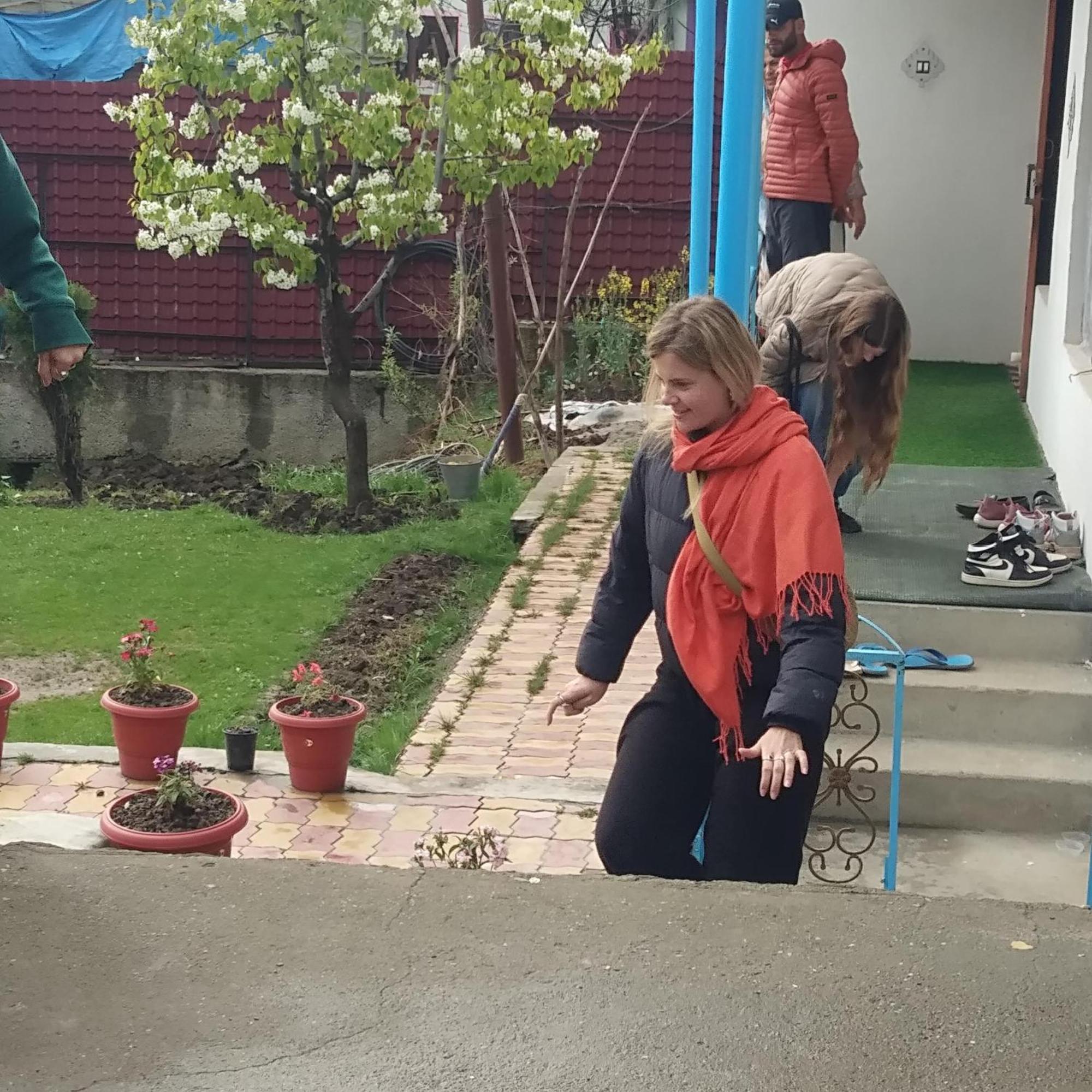 Elizabeth Paying Tangmarg Homestay *