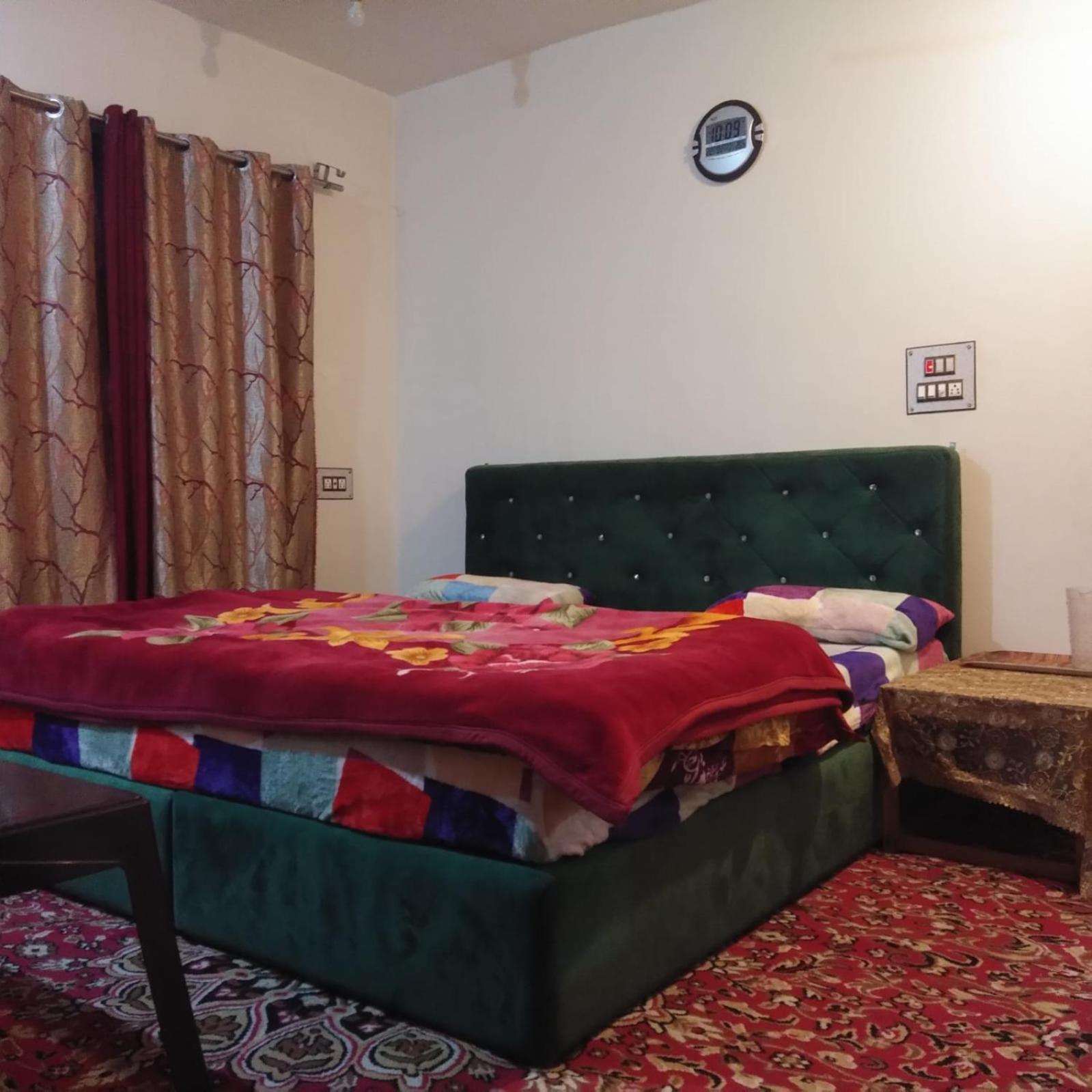 Homestay Elizabeth Paying Tangmarg Gulmarg