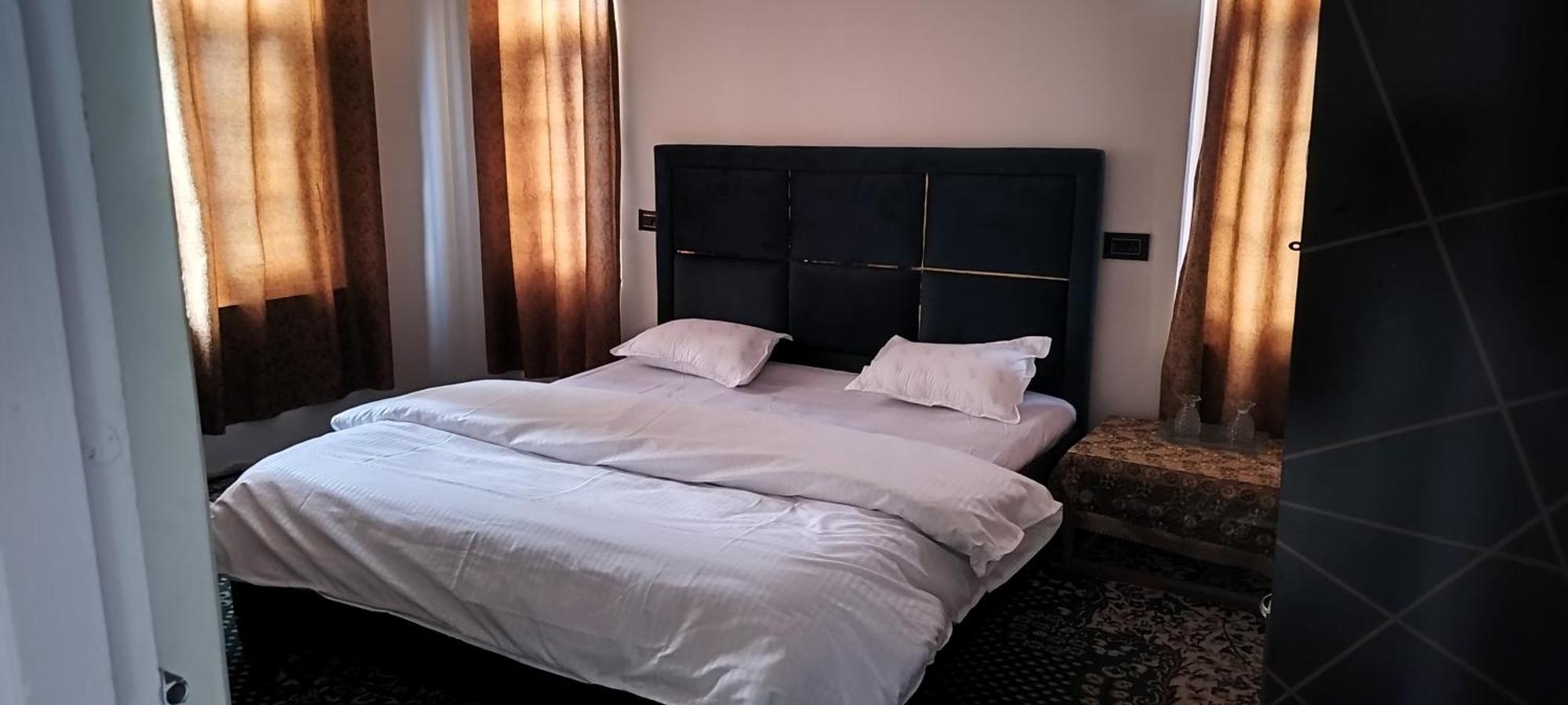 Homestay Elizabeth Paying Tangmarg Gulmarg