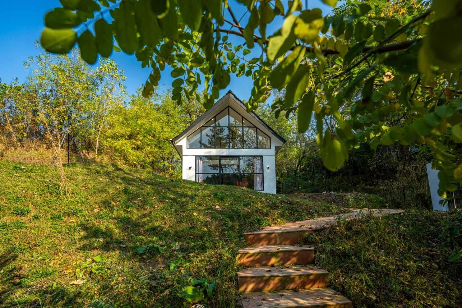 Shayari Holiday home