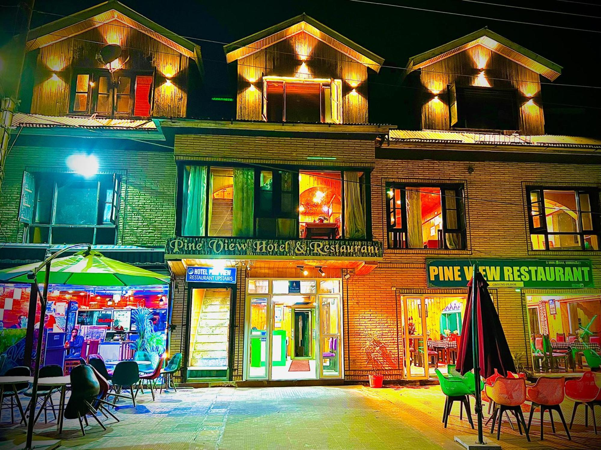 Hotel Pine View 2*