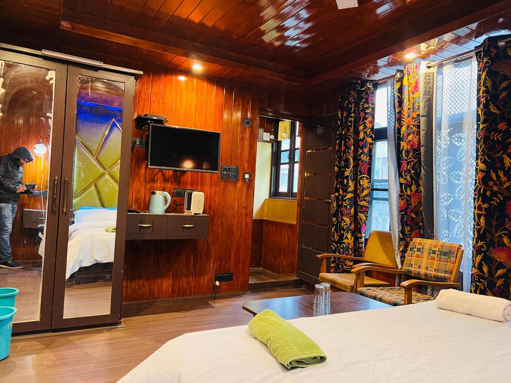 Pine View 2* Gulmarg