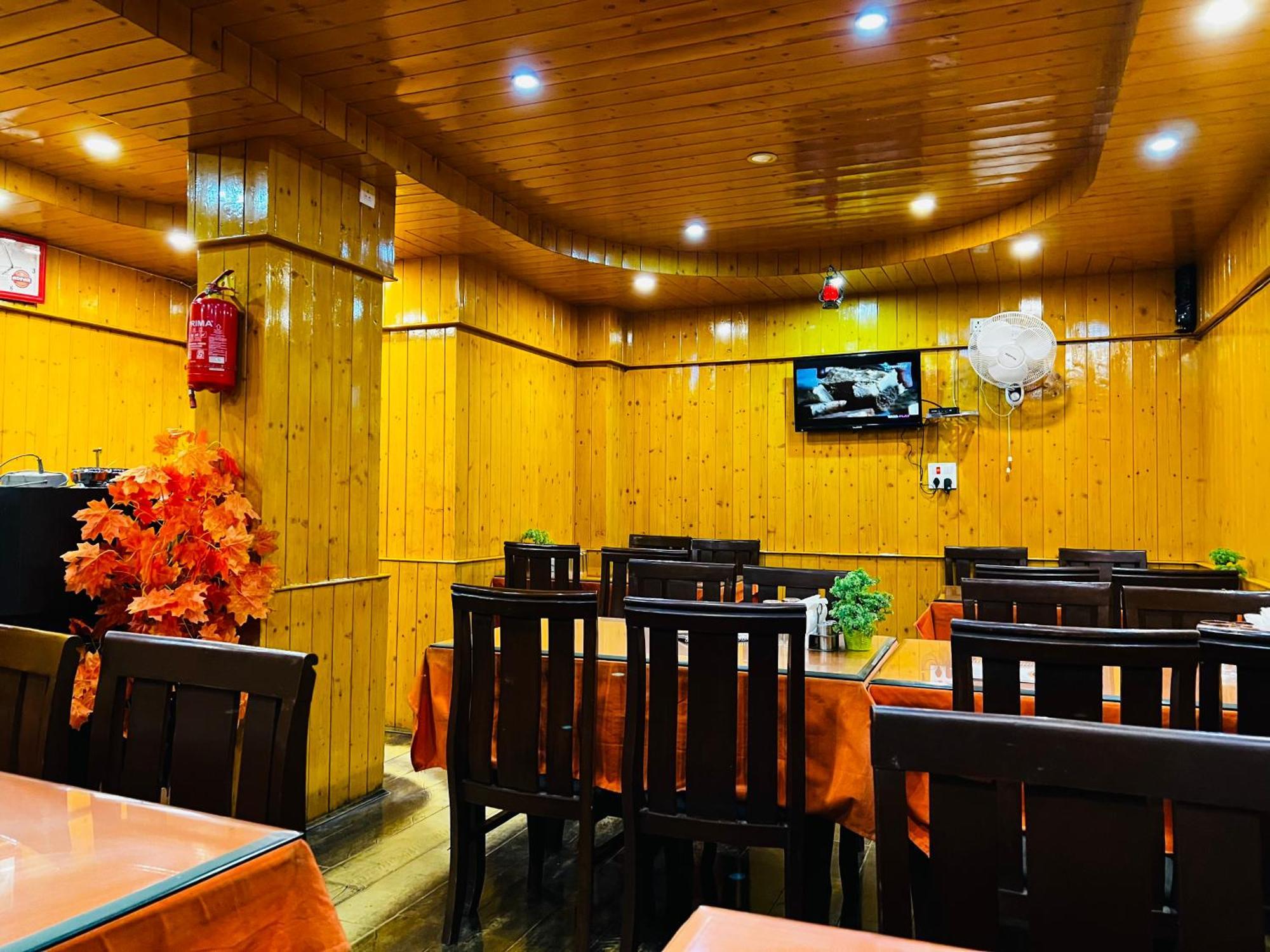 Hotel Pine View Gulmarg