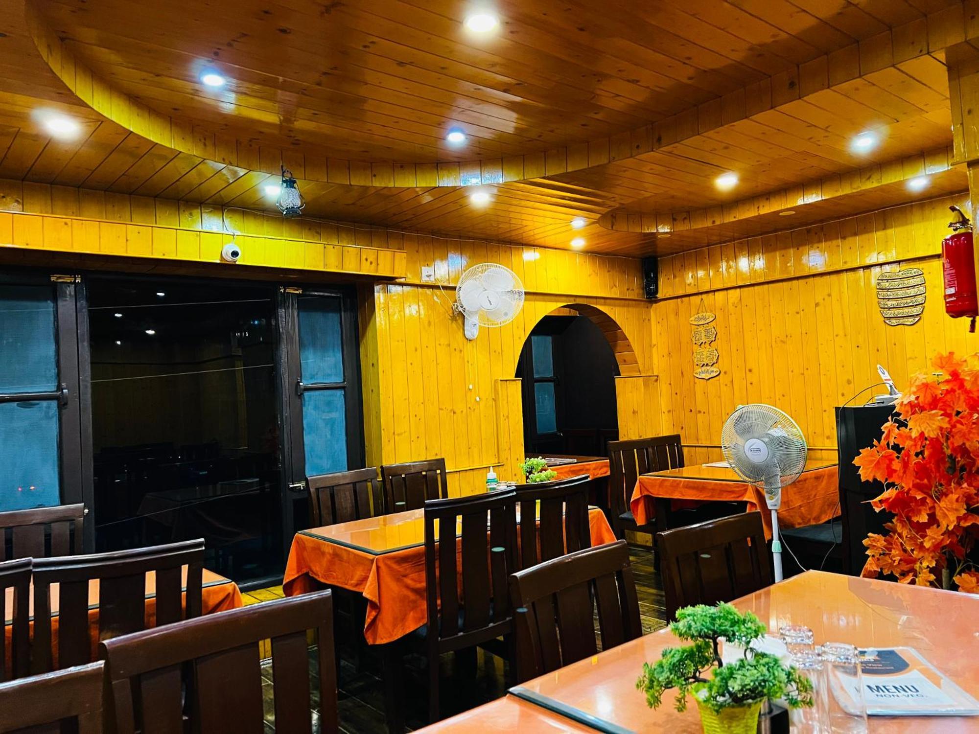 Pine View Hotel